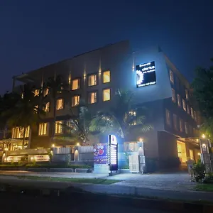 Emerald Clarks Hotel
