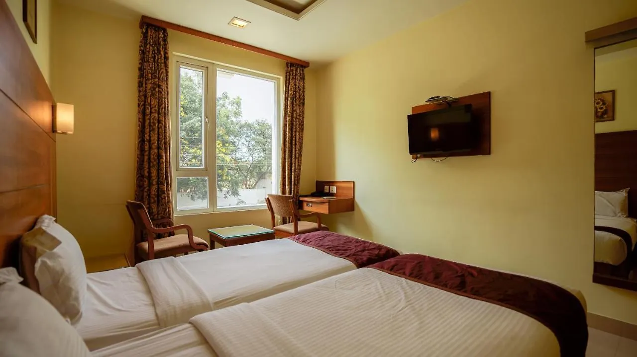 National Residency Hotel Mysore 3*,