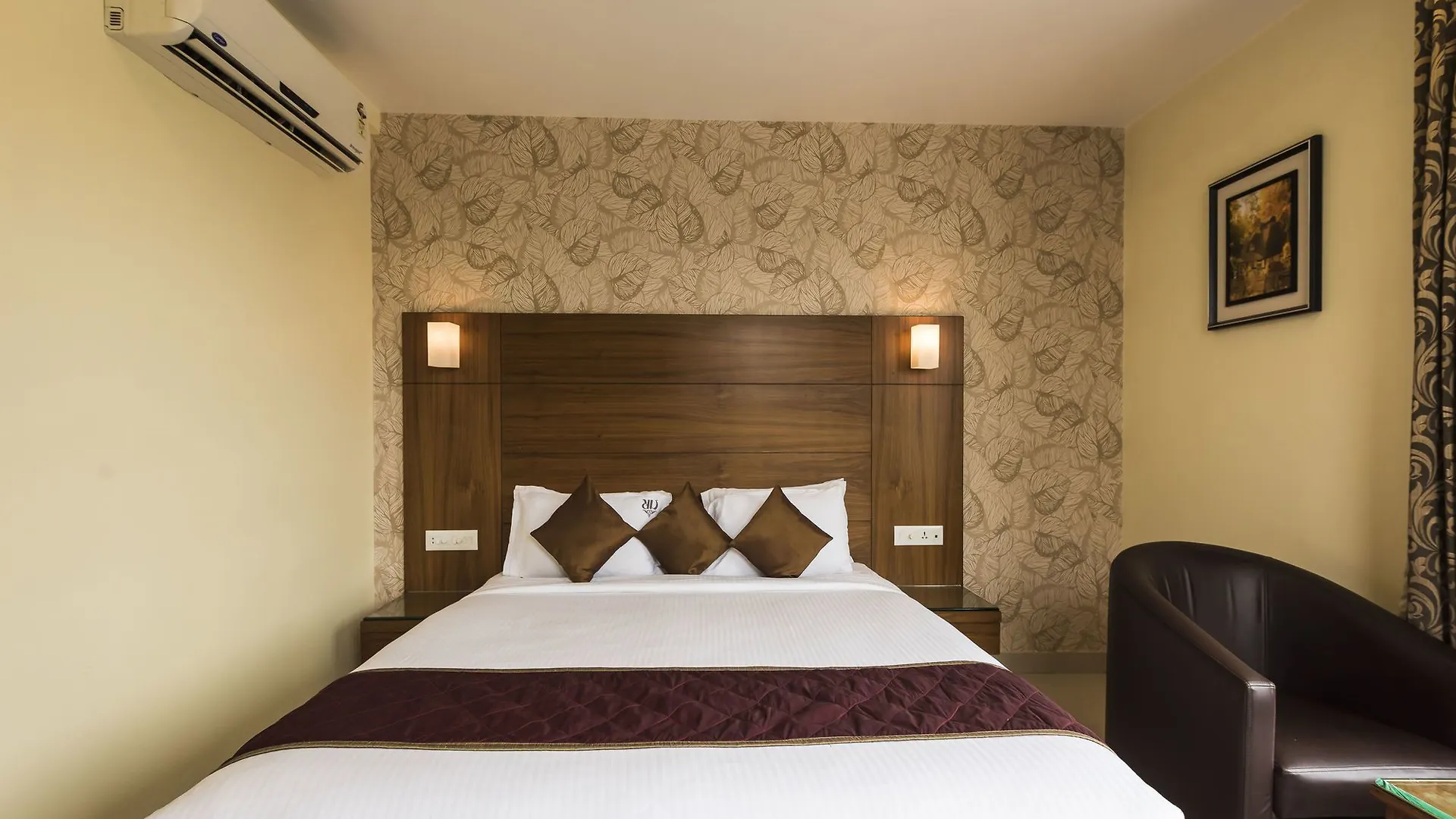National Residency Hotel Mysore 3*,
